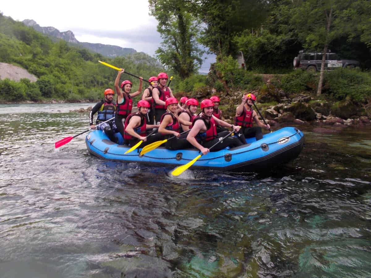 People rafting on the Drina river