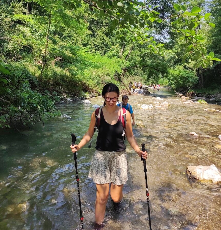 Hiking through the Gradac river