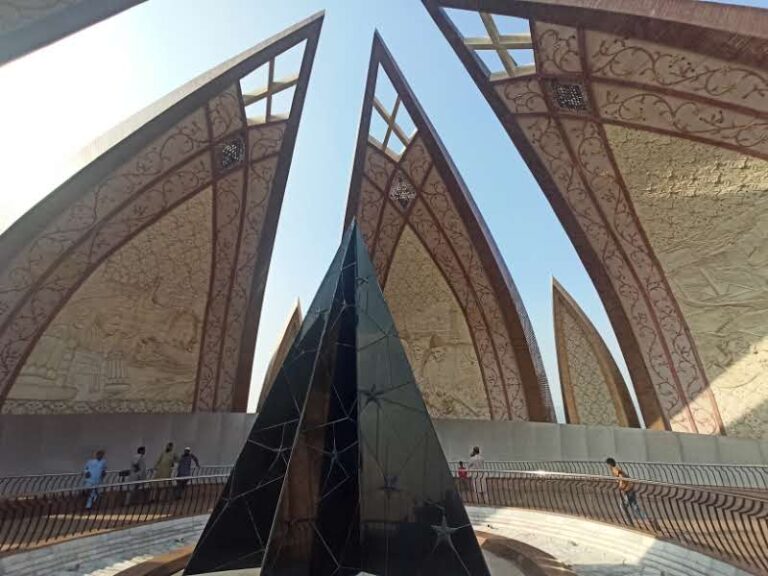 Pakistan monument in Islamabad