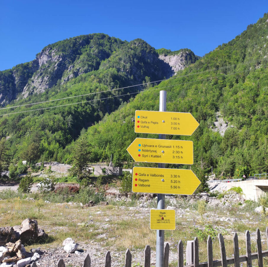 Trail signs in the Theth National Park