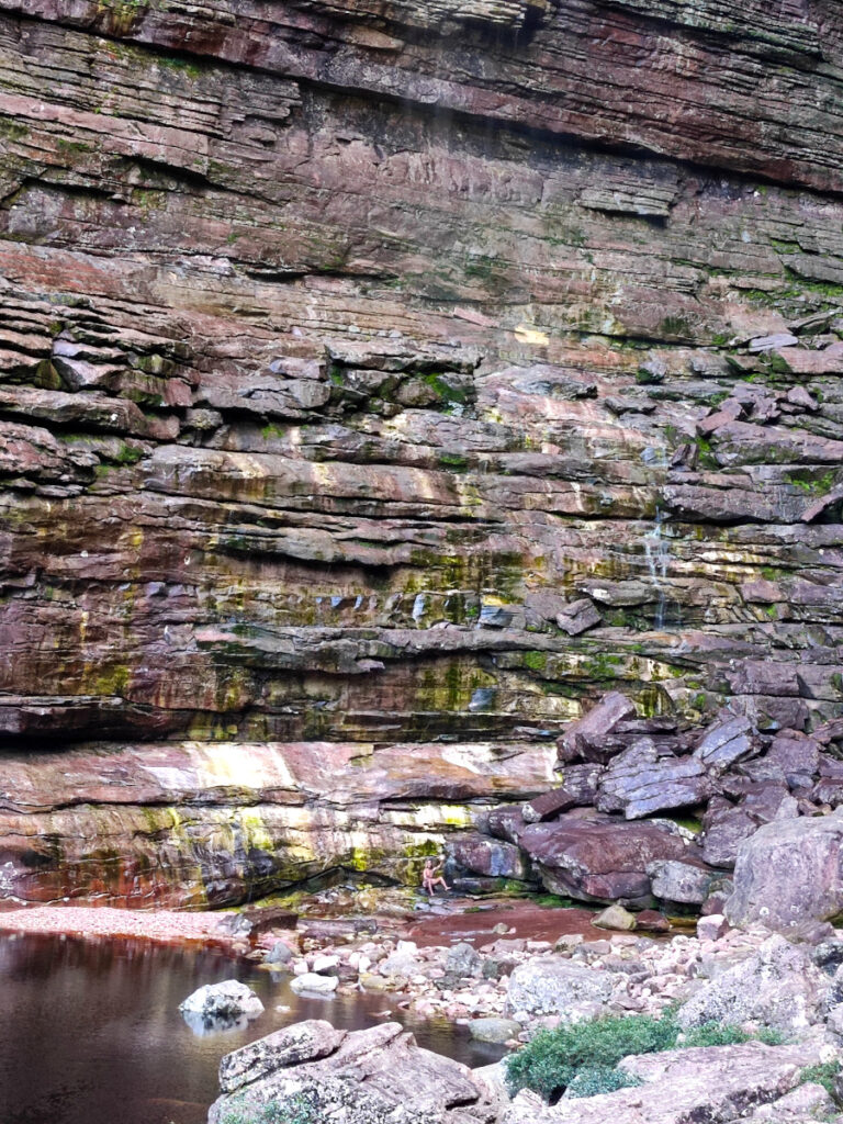 Bottom of the Fumaca waterfall in Chapada Diamantina