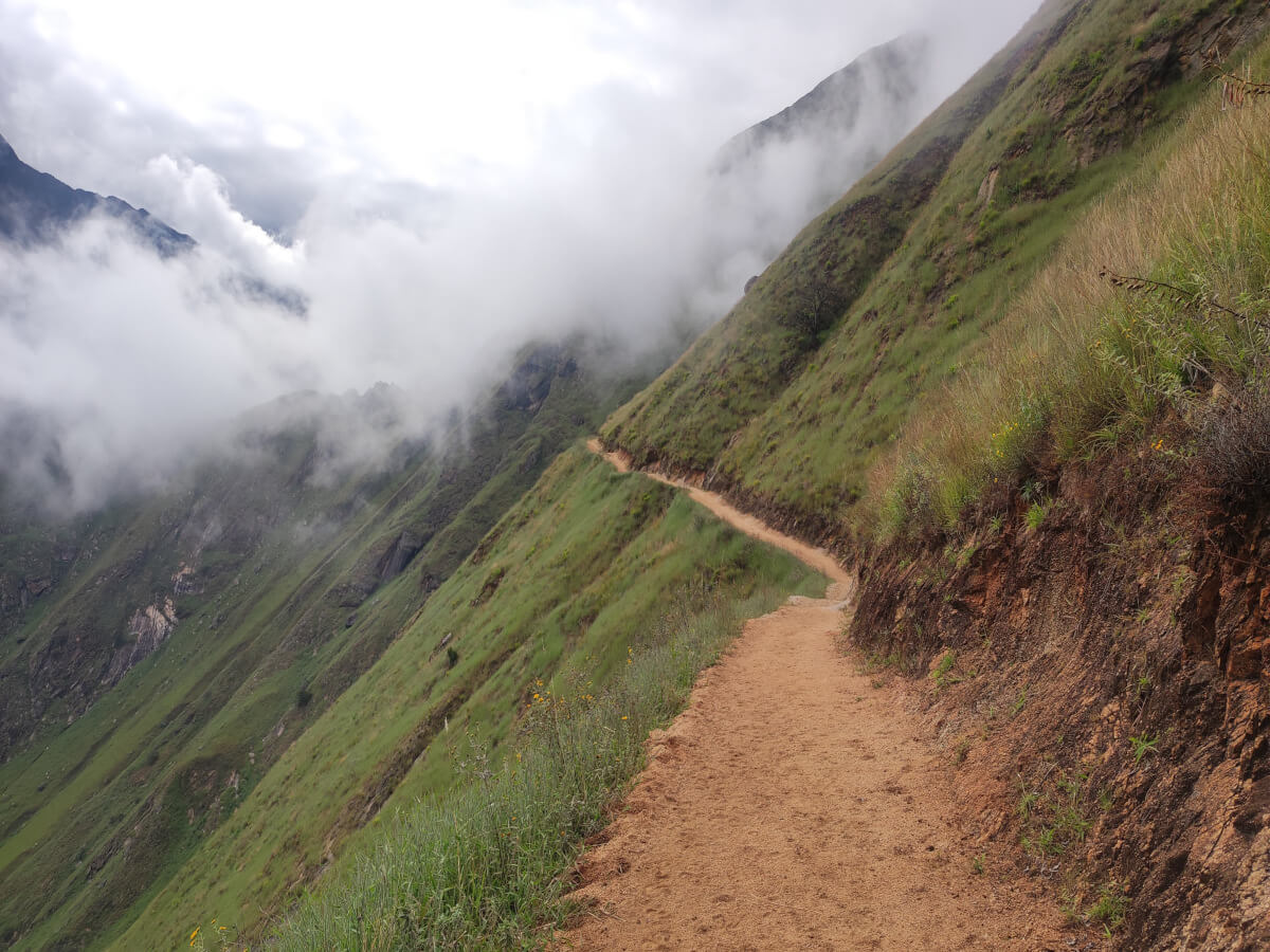 Hiking trail that connects Chiquisca and Capuliyoc